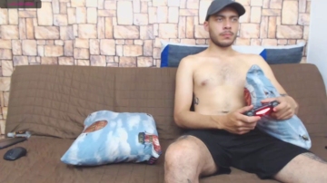 Hulk_Dylann  10-07-2021 video Flash feet